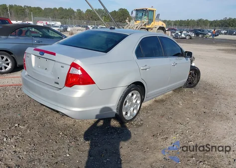 2010 Ford Fusion Se z USA, uszkodzony, nr VIN 3FAHP0HG9AR167884